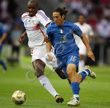 Image Camoranesi prodloužil s Juventusem Picture