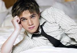 Jesse McCartney: Bleeding Love (Clip