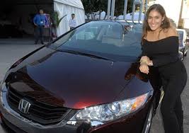 Image <b>Q'orianka Kilcher</b> with her new Picture