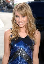 Emma Roberts Picture 3