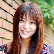 芳賀優里亜:早耳! エンタメ・インタビュー!!