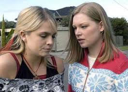 Neighbours x26 39 first lesbian kiss