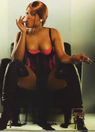 Da Brat Gets 10,