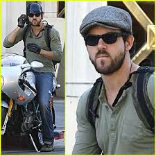 Image <b>Ryan Reynolds</b> is a Motorcycle Man Picture