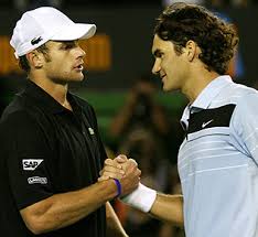 Andy Roddick (left), Roger Federer 
