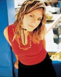 Image Sweetslyrics - <b>Lucy Woodward</b> Picture