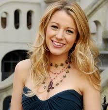 Blake Lively Image Blake Lively hearts THE GREEN LANTERN TFC Journal at TheFilmChair. Picture 3