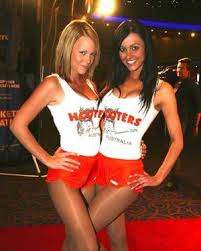 Hooters plan for Dubai debut in 