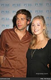 Yvonne Strahovski Picture 3