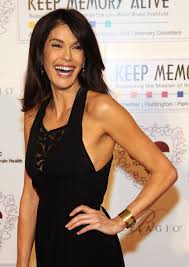 Image <b>Teri Hatcher</b> looks like she Picture