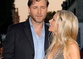 pa_russell_crowe_danielle42