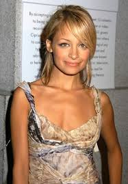 https://images.google.com/images?q=tbn:yCJUZGoQGqbv8M:https://entimg.msn.com/i/gal/NicoleRichie/RichieNicol67958_400.jpg